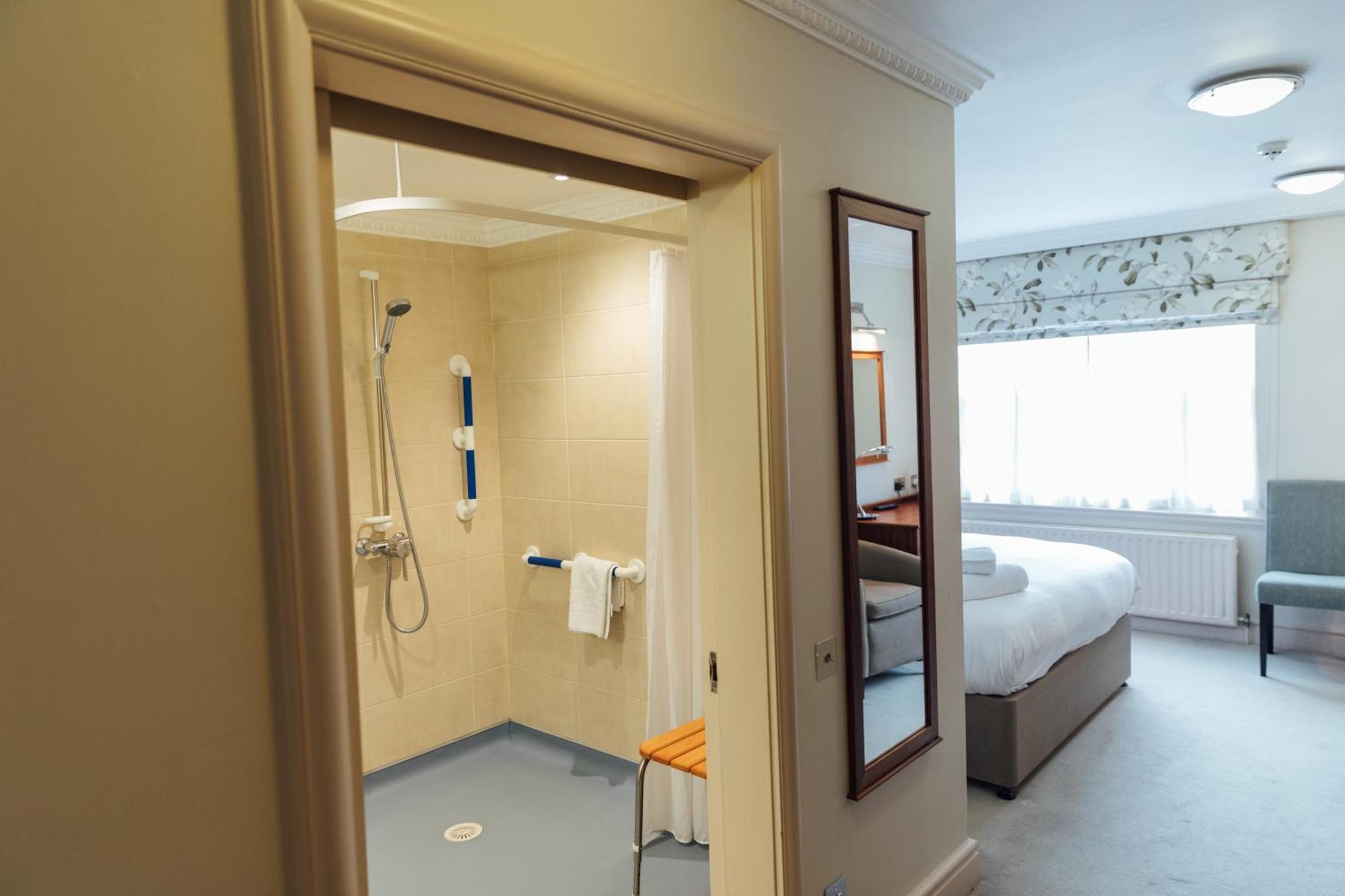 The Woburn Hotel Room photo