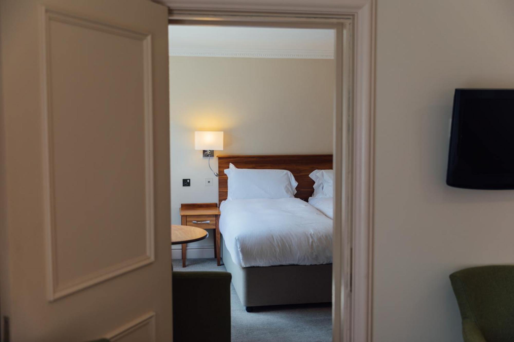 The Woburn Hotel Room photo