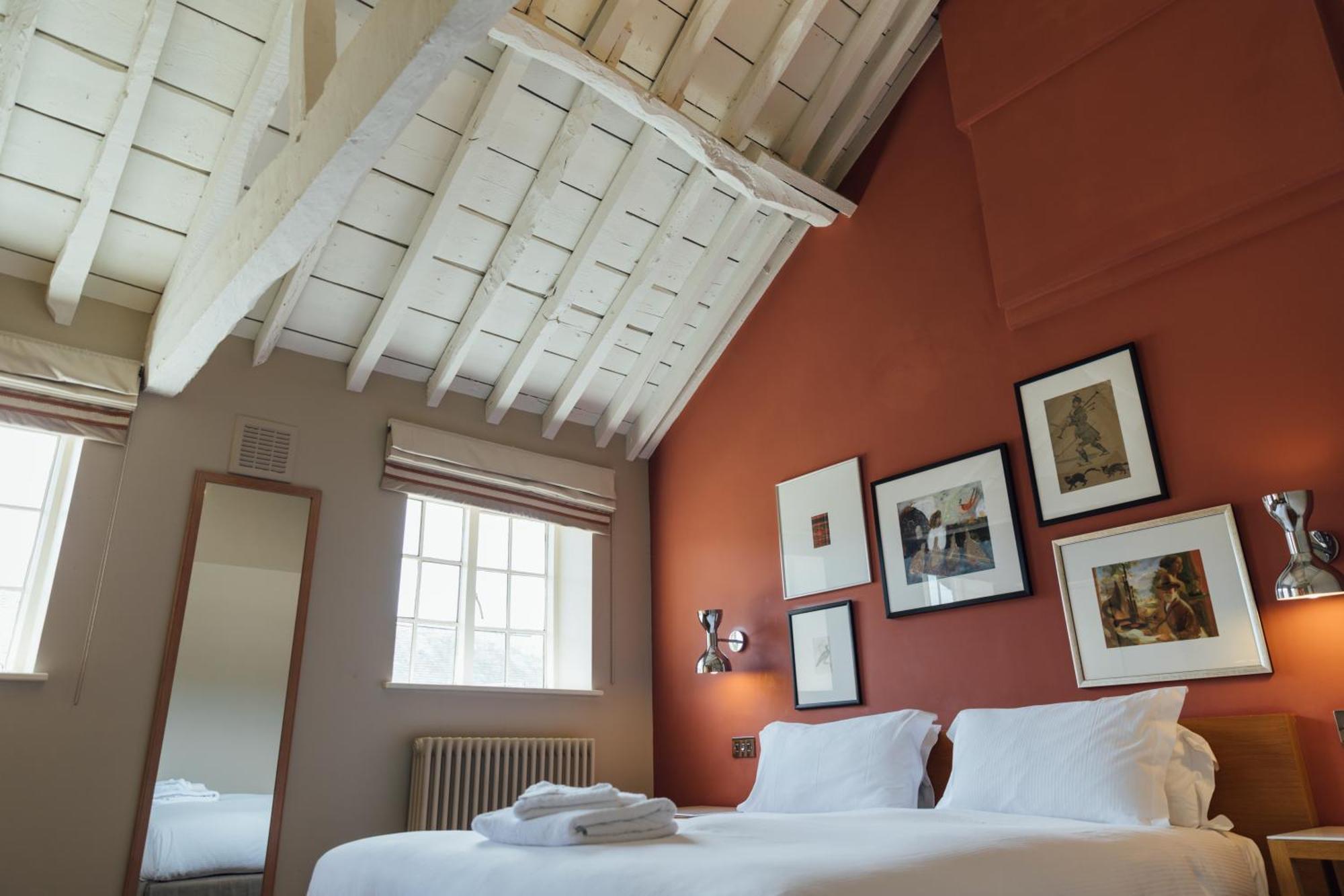 The Woburn Hotel Room photo
