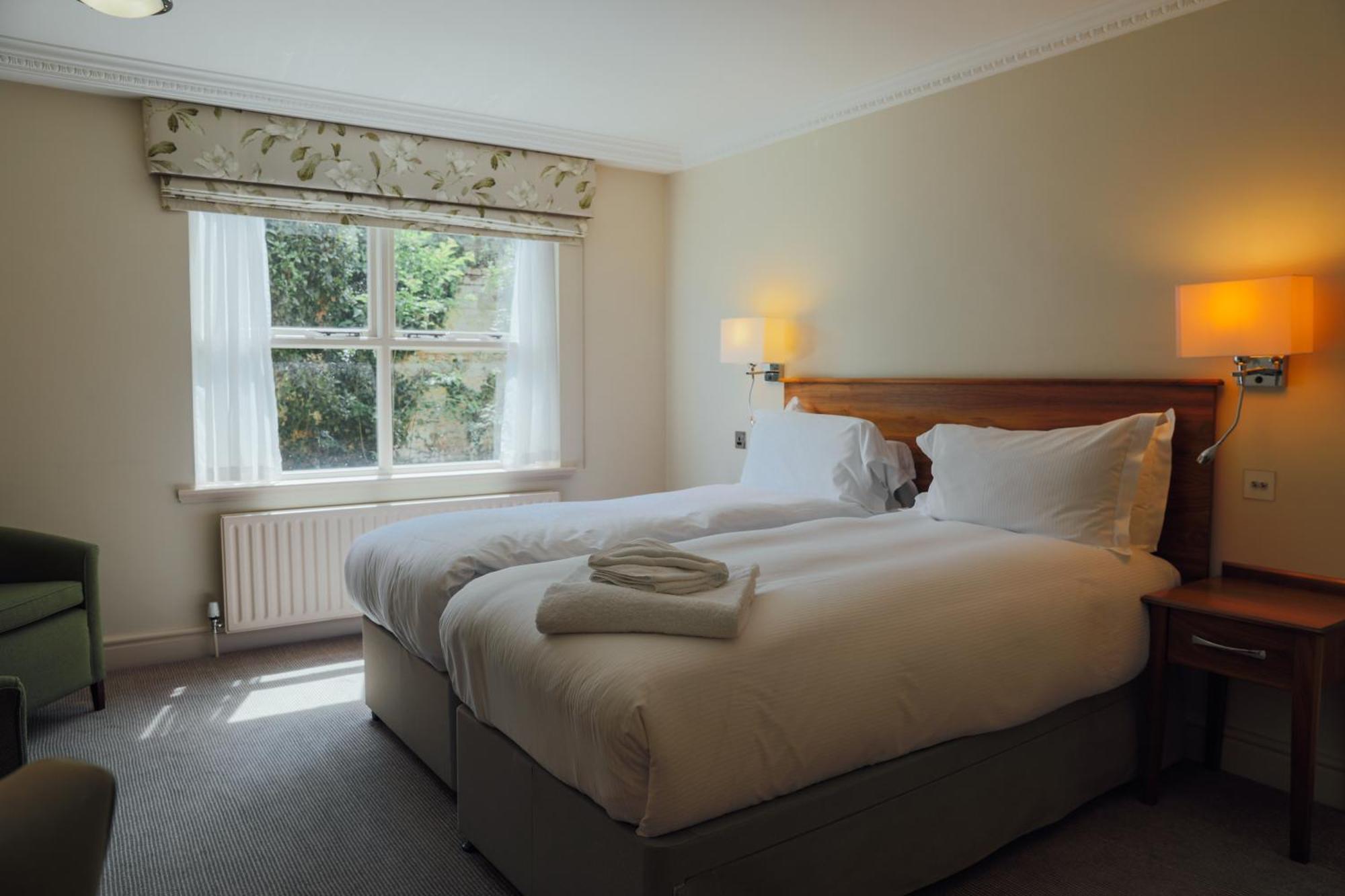 The Woburn Hotel Room photo