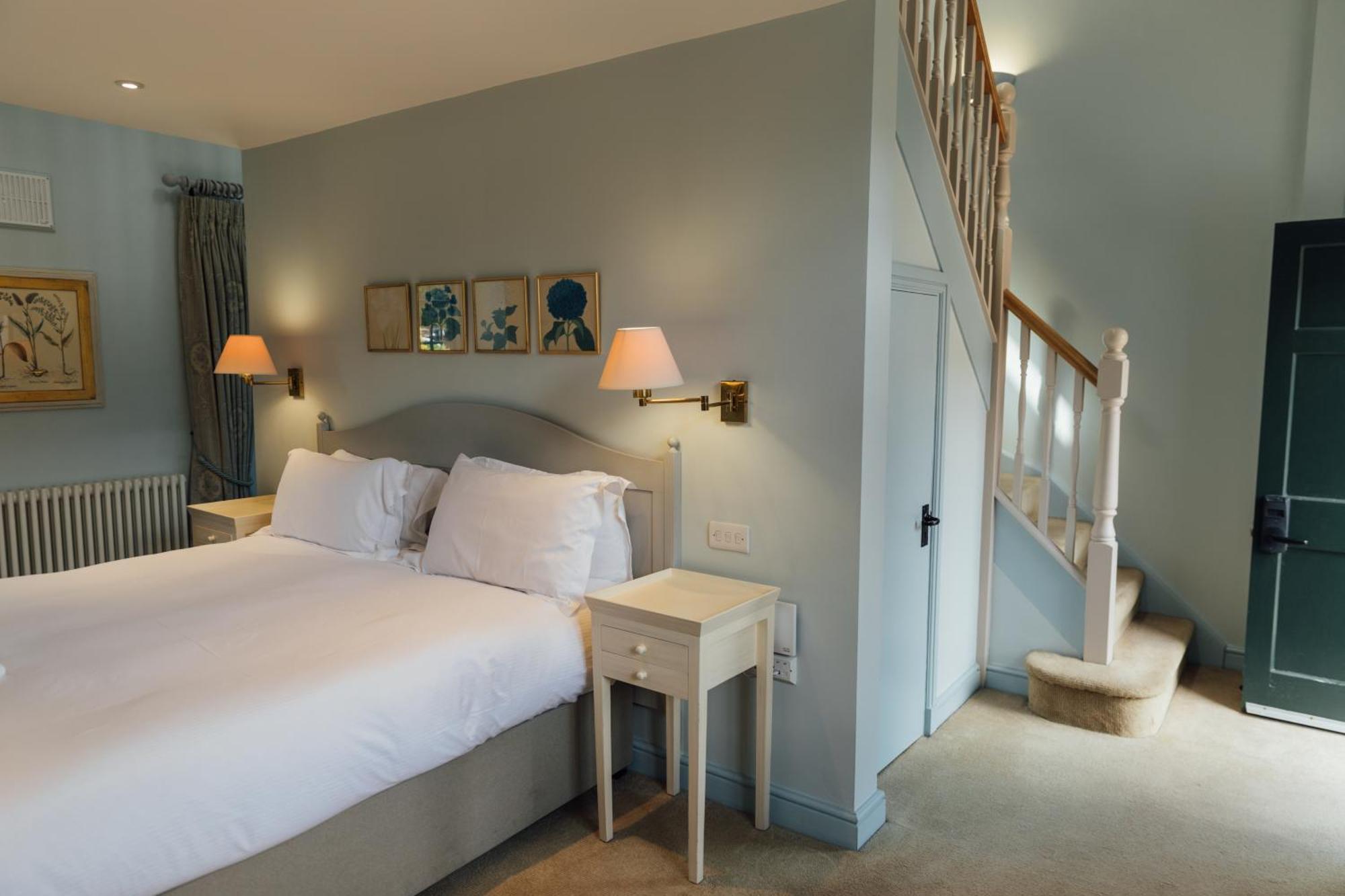 The Woburn Hotel Room photo