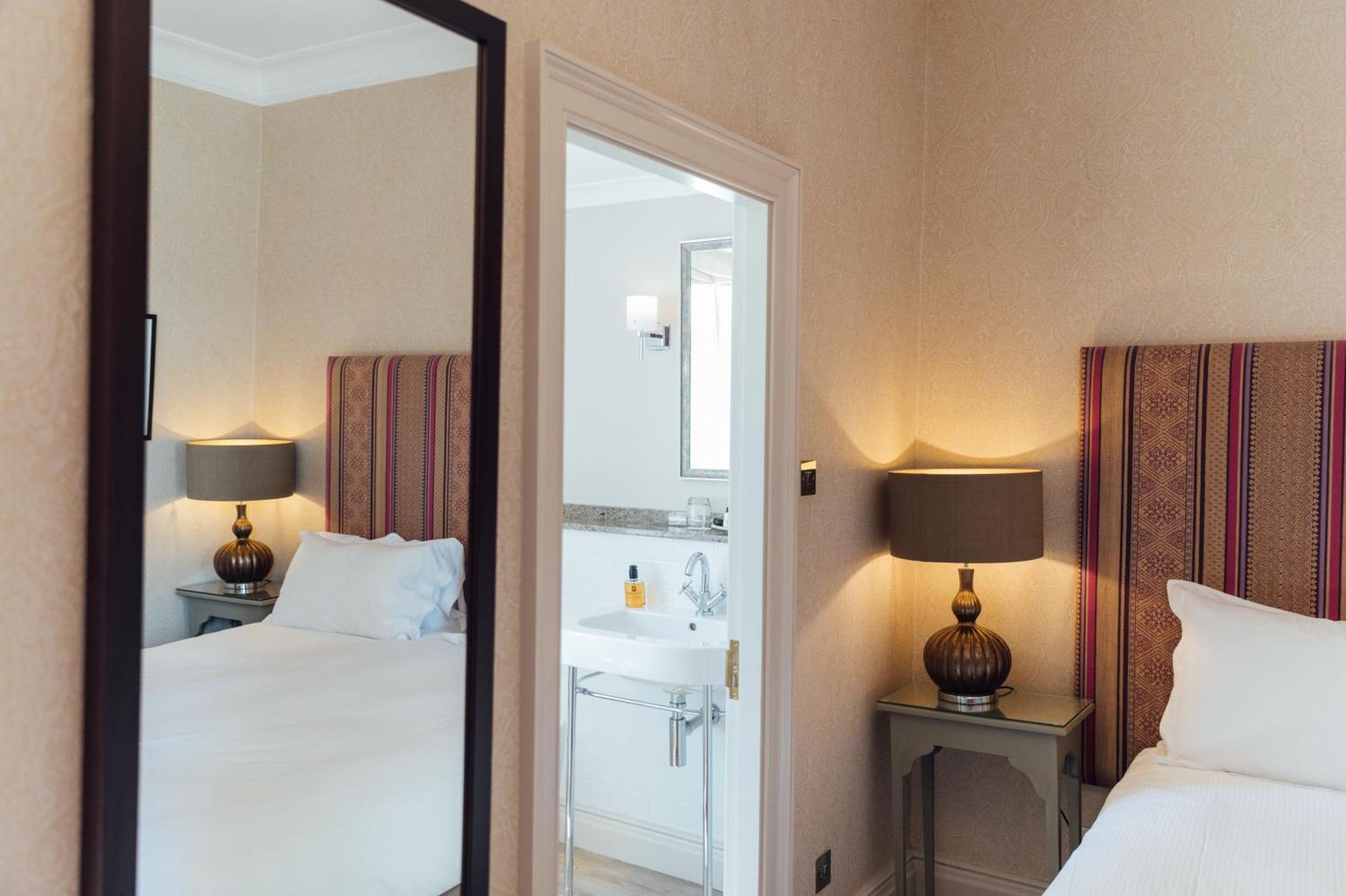 The Woburn Hotel Room photo